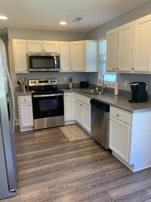 Newly Built Townhome Close To The Asheville Sites Candler Eksteriør billede